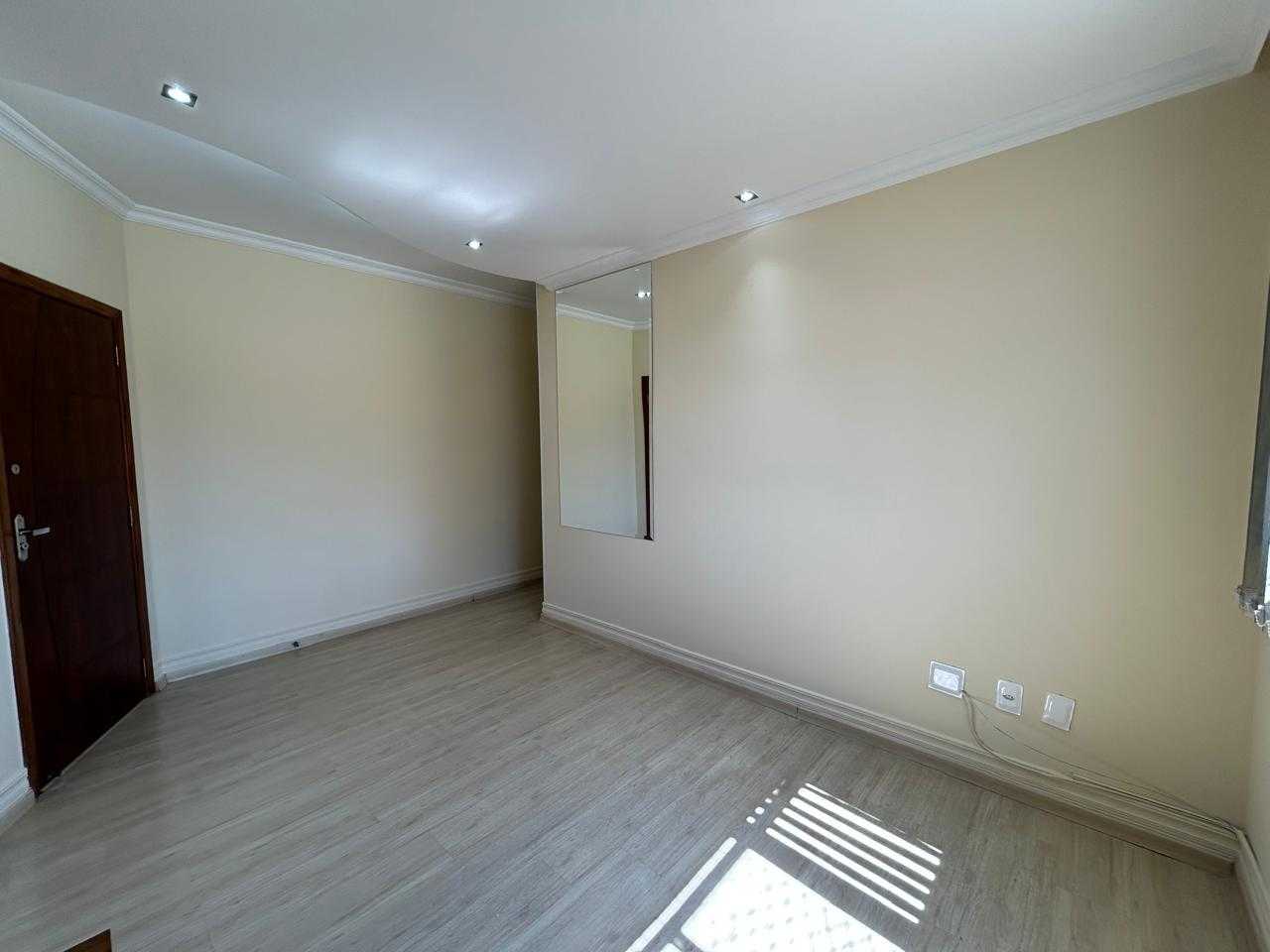 Apartamento à venda com 2 quartos, 60m² - Foto 3