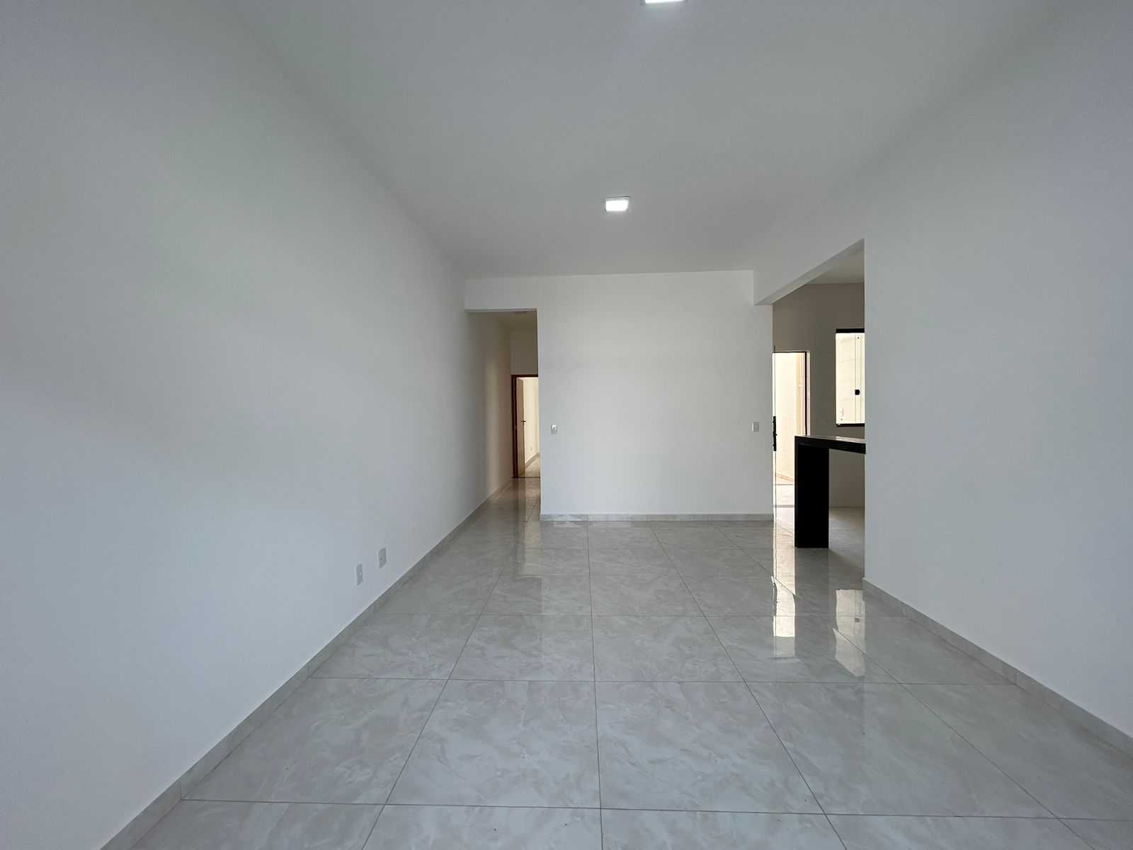 Casa à venda com 2 quartos, 175m² - Foto 10