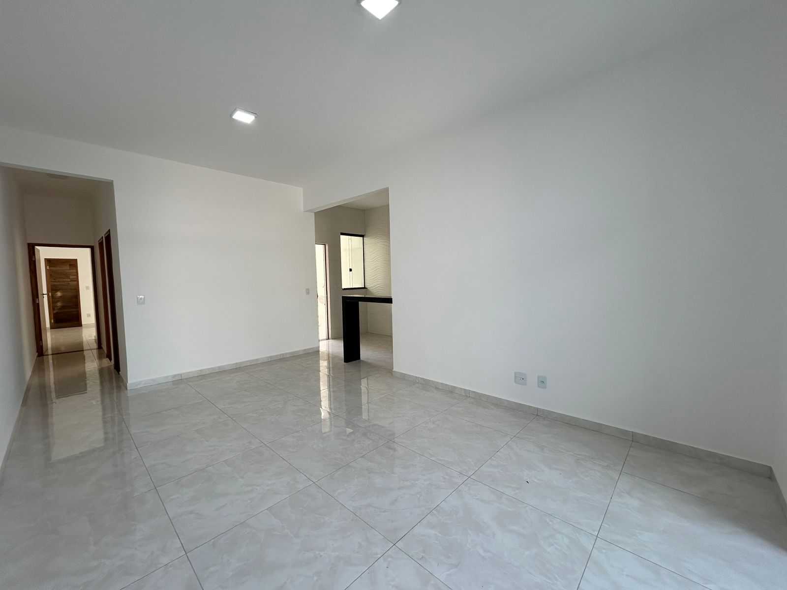 Casa à venda com 2 quartos, 175m² - Foto 5