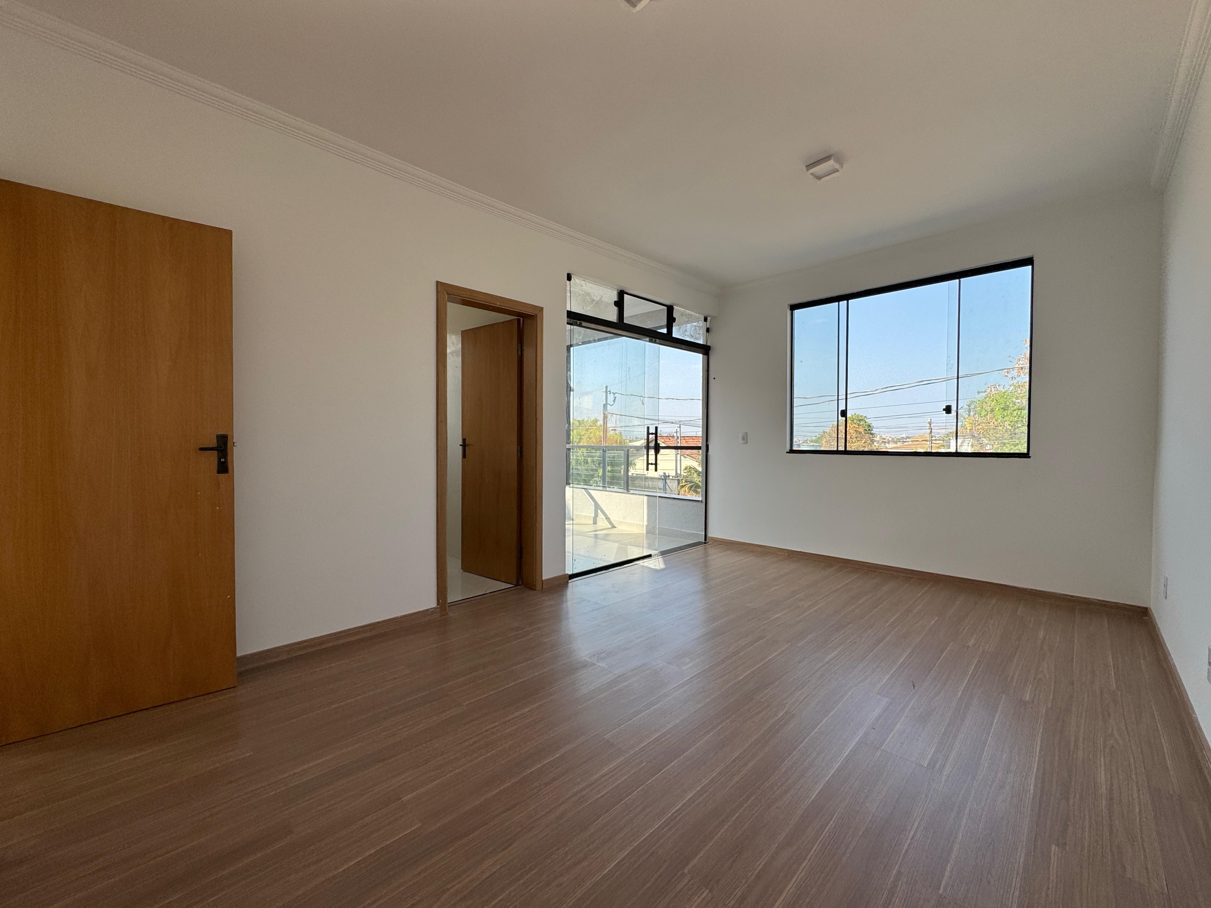 Casa à venda com 3 quartos, 220m² - Foto 16