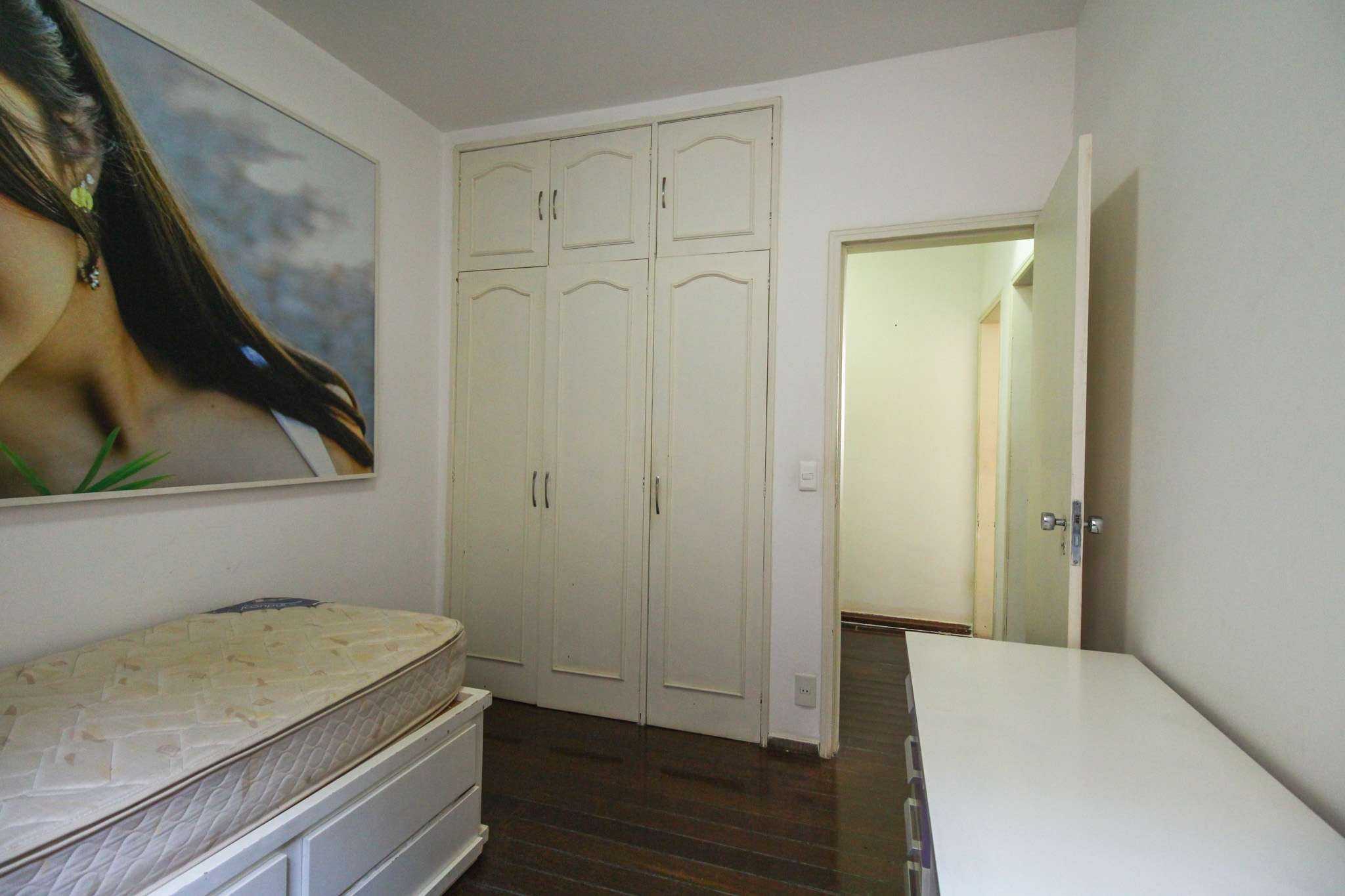 Apartamento à venda com 3 quartos, 150m² - Foto 12