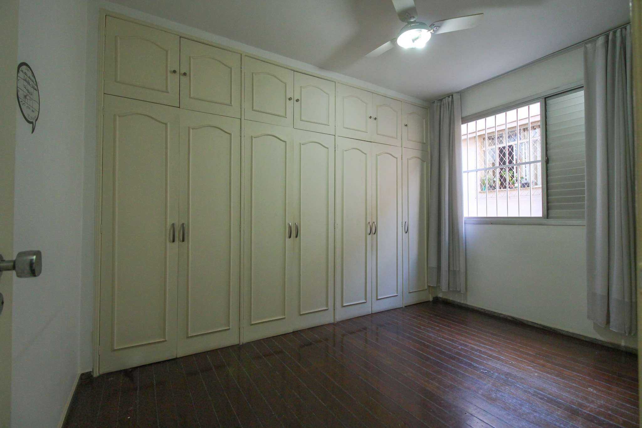 Apartamento à venda com 3 quartos, 150m² - Foto 7