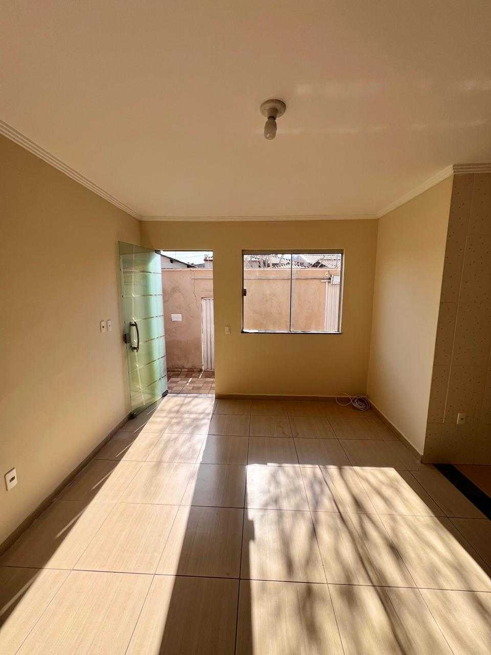 Casa à venda com 2 quartos, 150m² - Foto 4