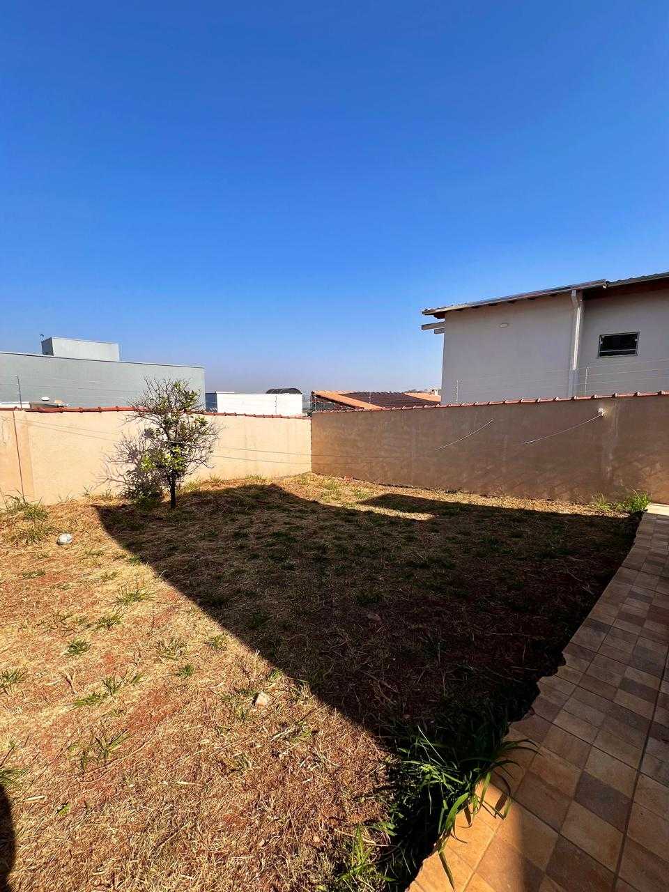 Casa à venda com 2 quartos, 150m² - Foto 19