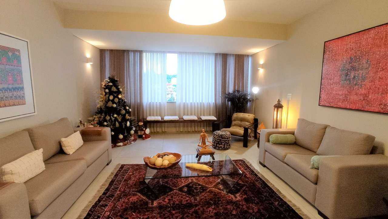 Apartamento à venda com 4 quartos, 260m² - Foto 2