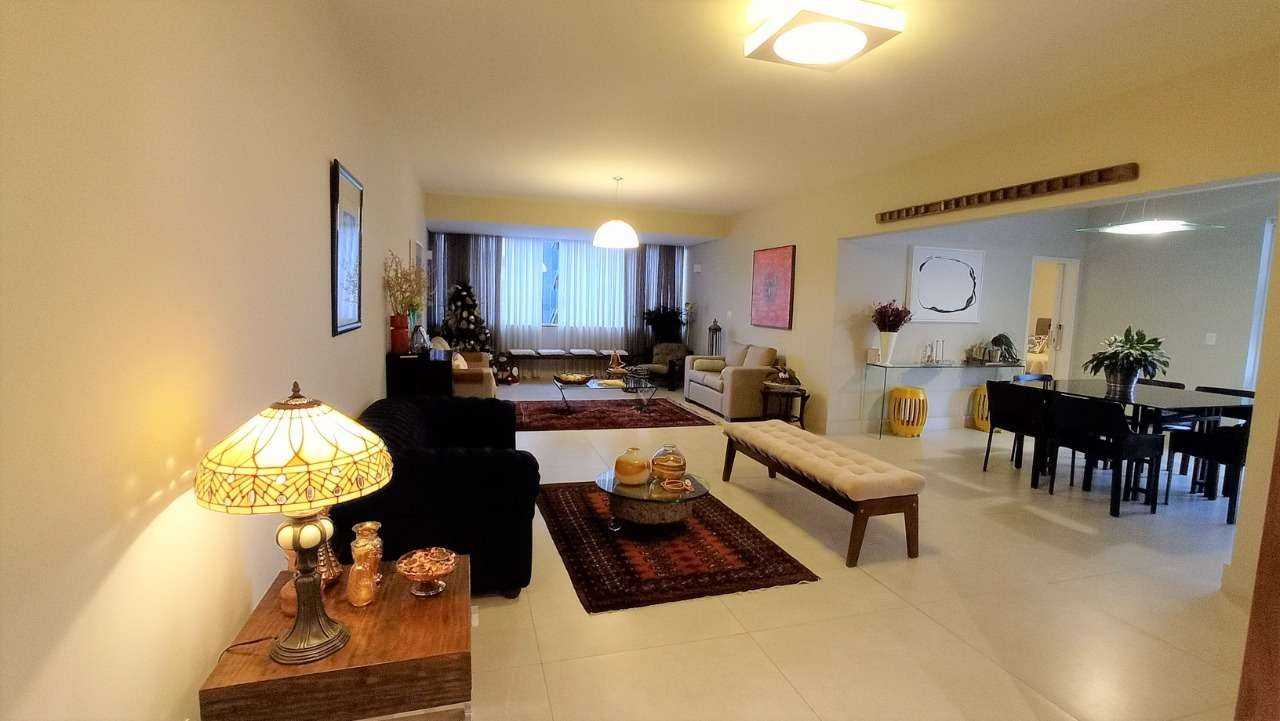 Apartamento à venda com 4 quartos, 260m² - Foto 4