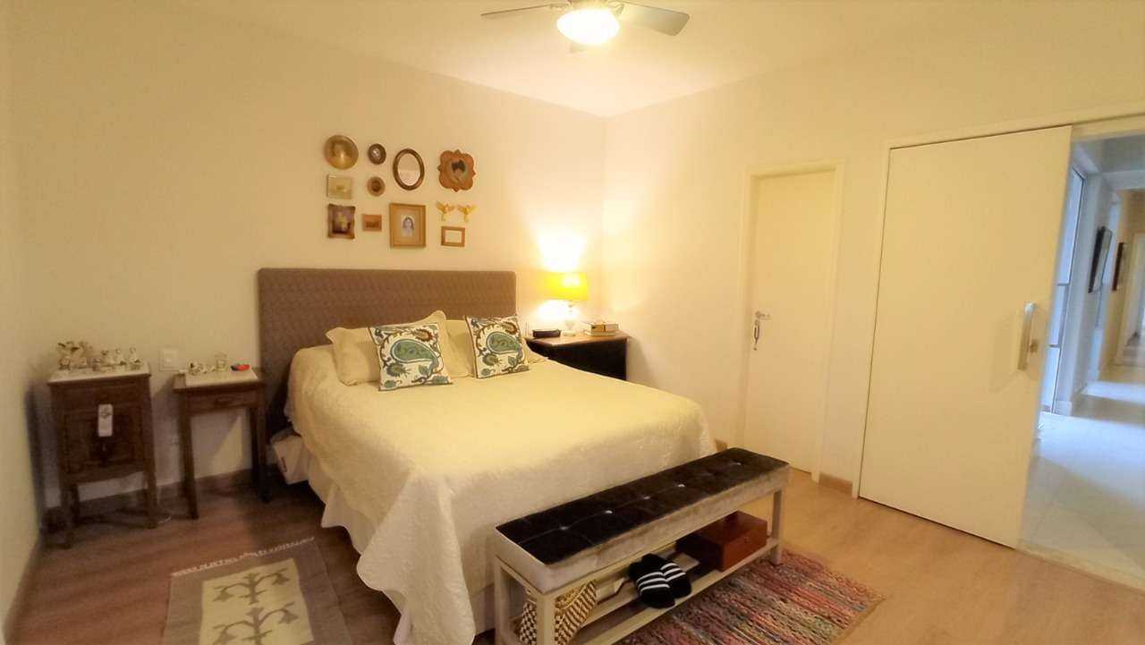 Apartamento à venda com 4 quartos, 260m² - Foto 17