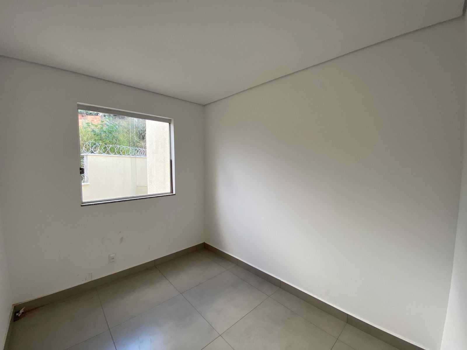 Casa à venda com 3 quartos, 100m² - Foto 17