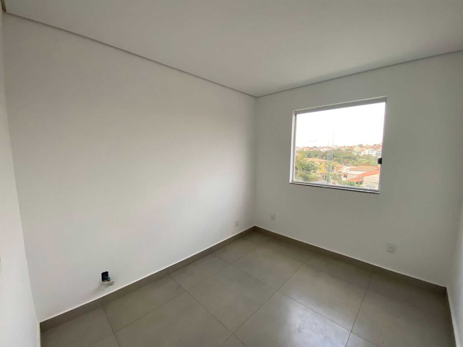 Casa à venda com 2 quartos, 100m² - Foto 9