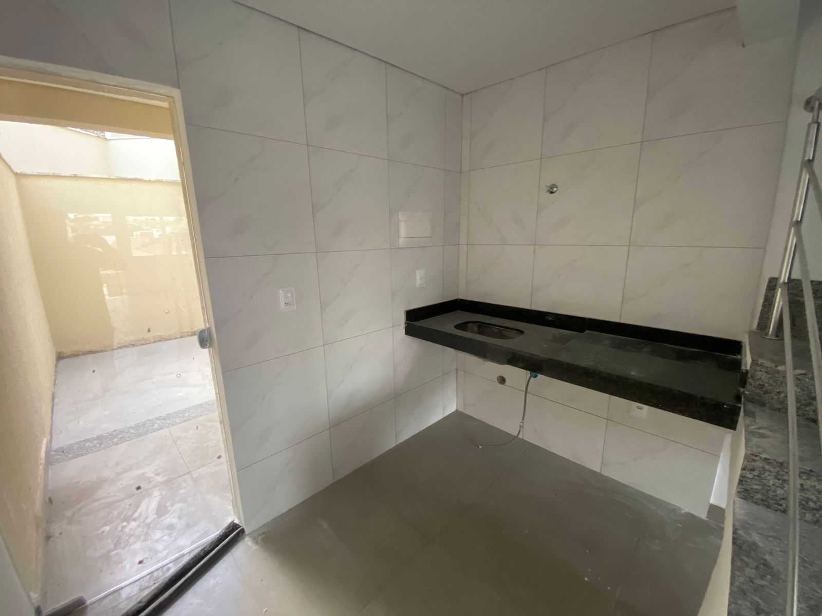 Casa à venda com 2 quartos, 100m² - Foto 5