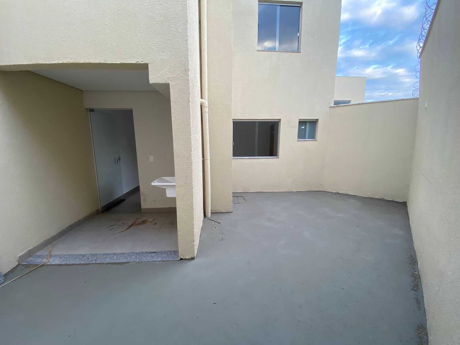 Casa à venda com 3 quartos, 135m² - Foto 8