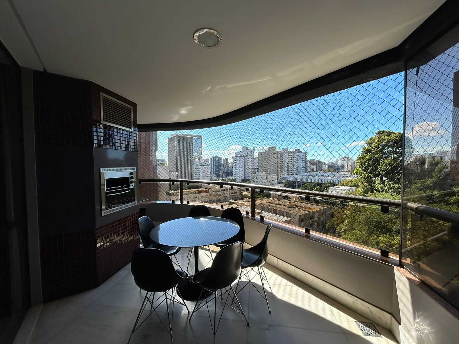 Apartamento à venda com 4 quartos, 367m² - Foto 2