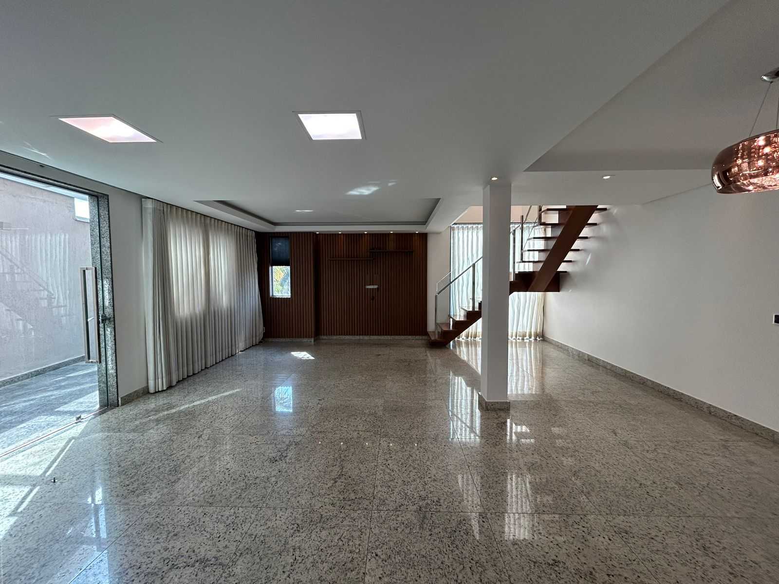 Casa à venda com 3 quartos, 260m² - Foto 6