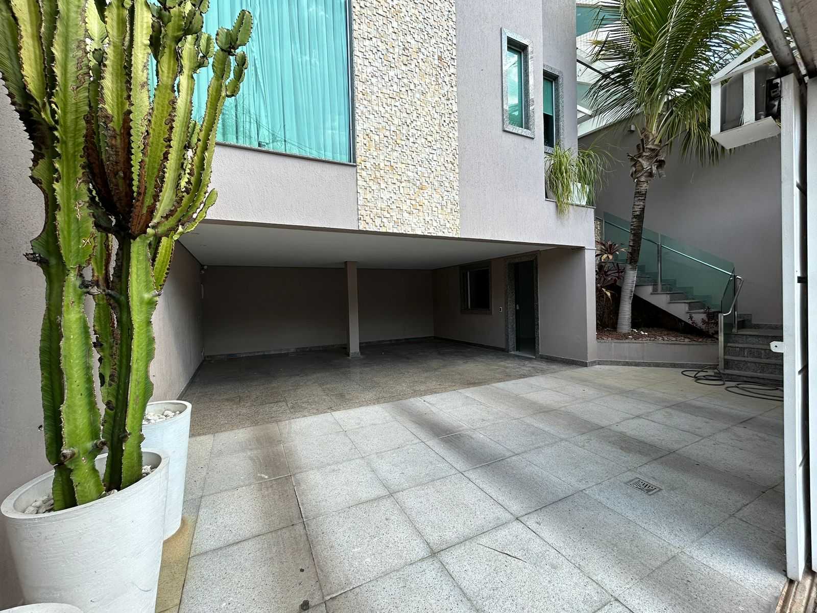 Casa à venda com 3 quartos, 260m² - Foto 14