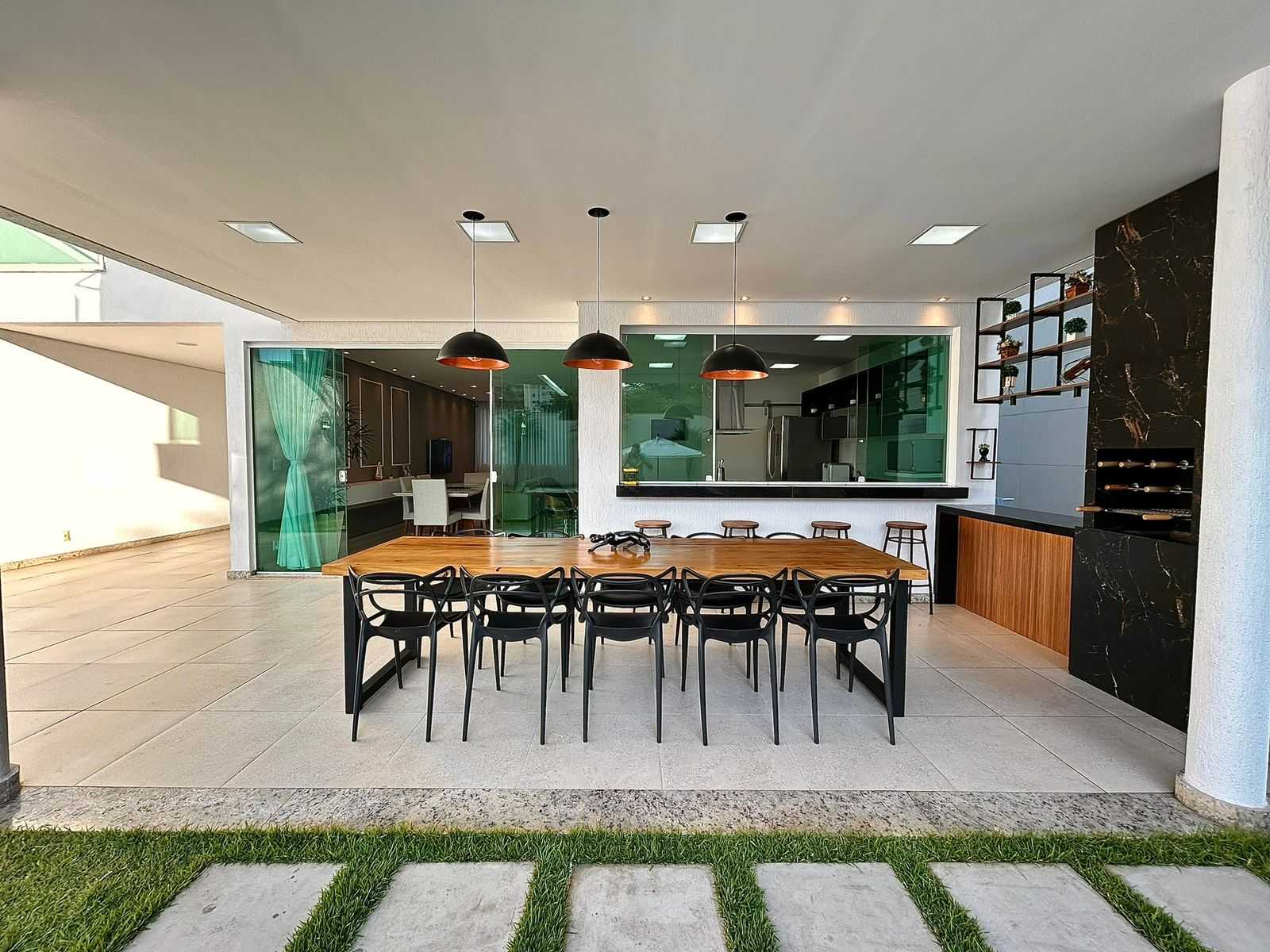 Casa à venda com 4 quartos, 288m² - Foto 14