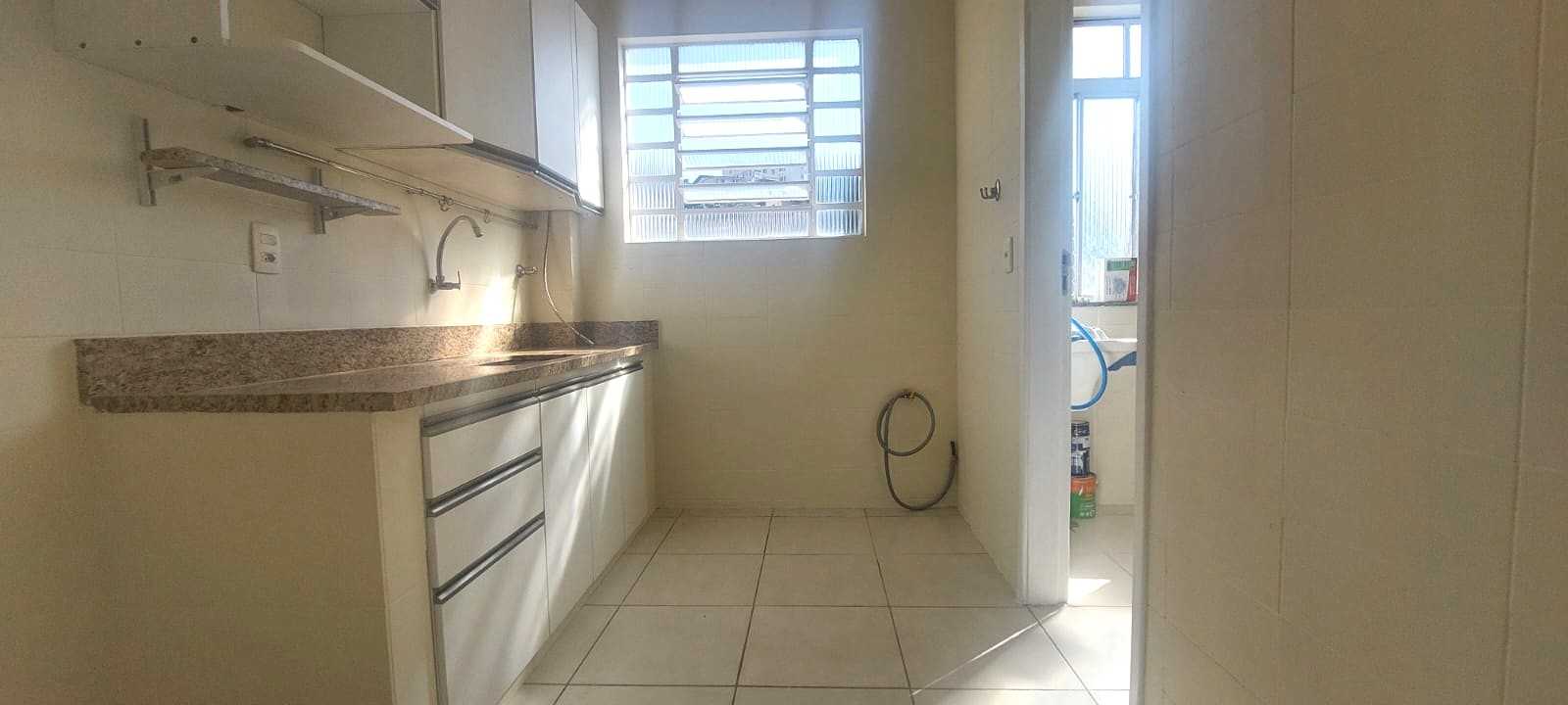 Apartamento à venda com 3 quartos, 85m² - Foto 11