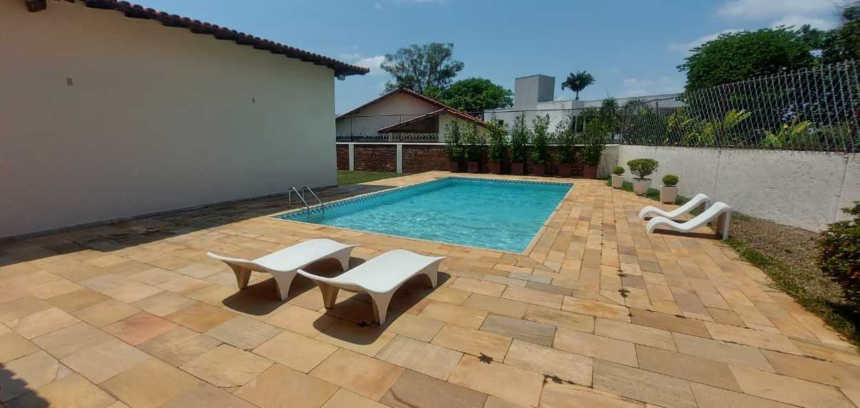 Casa à venda com 4 quartos, 379m² - Foto 3