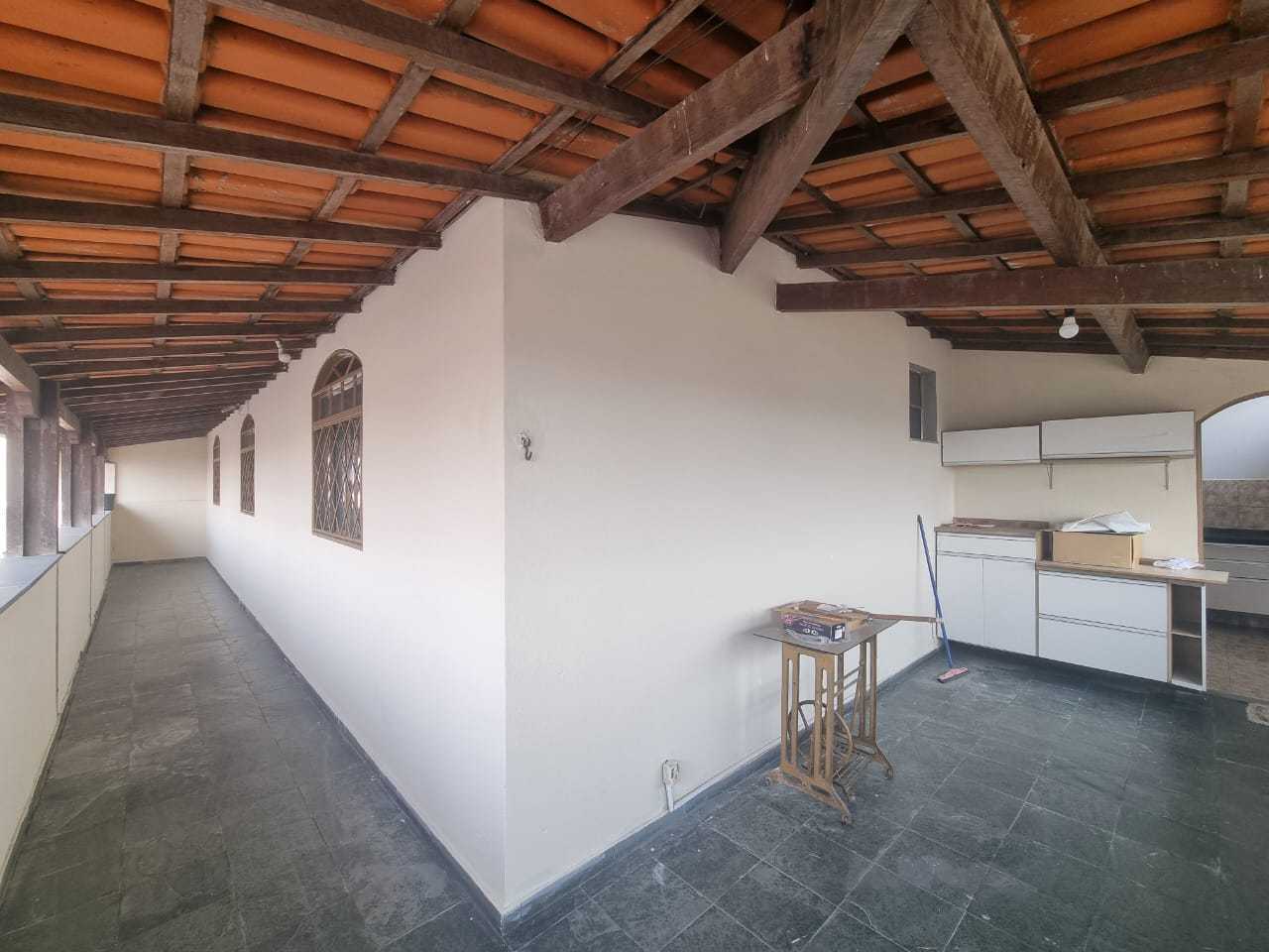 Casa para alugar com 3 quartos, 105m² - Foto 25