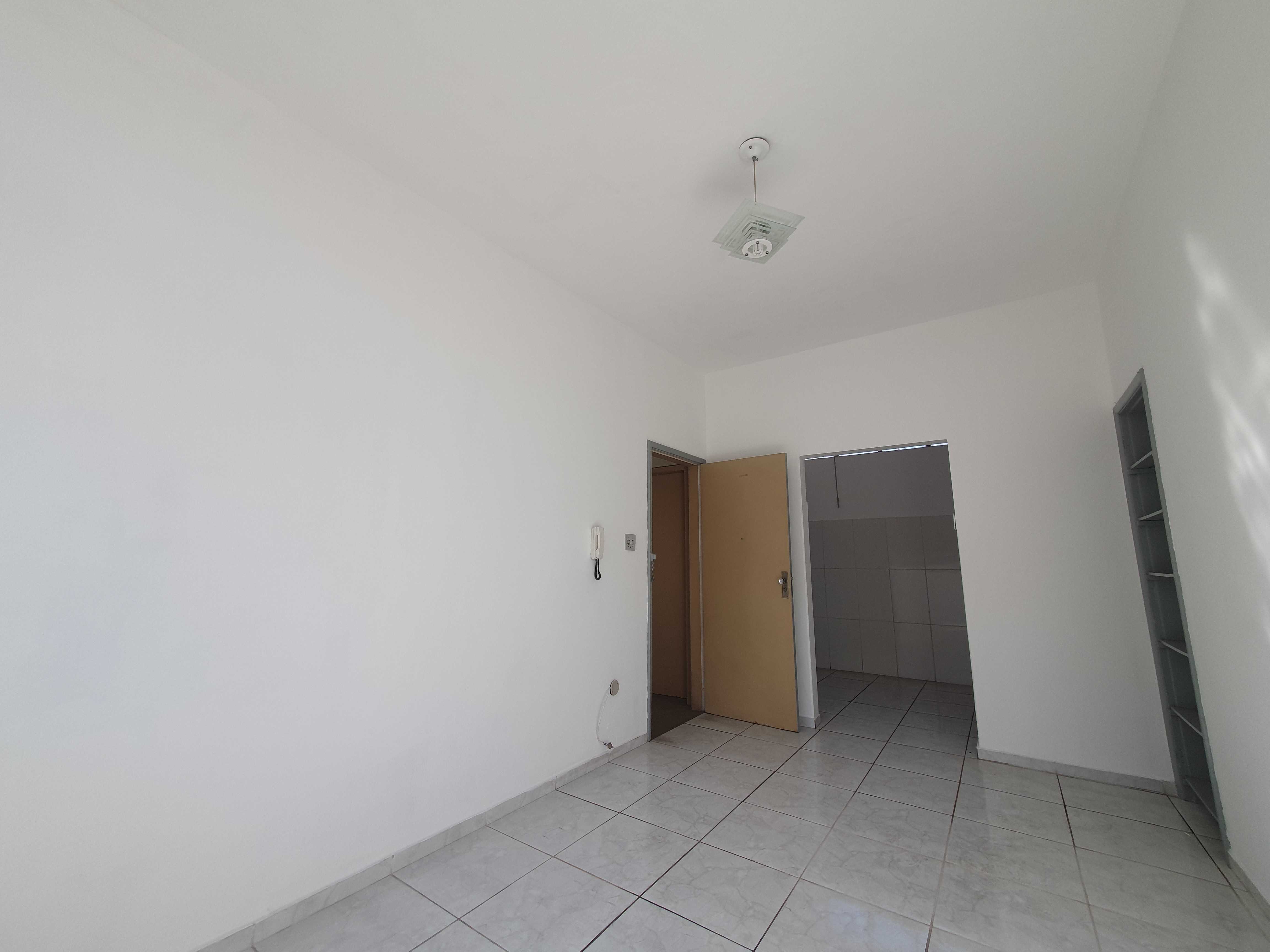 Apartamento à venda com 2 quartos, 61m² - Foto 2