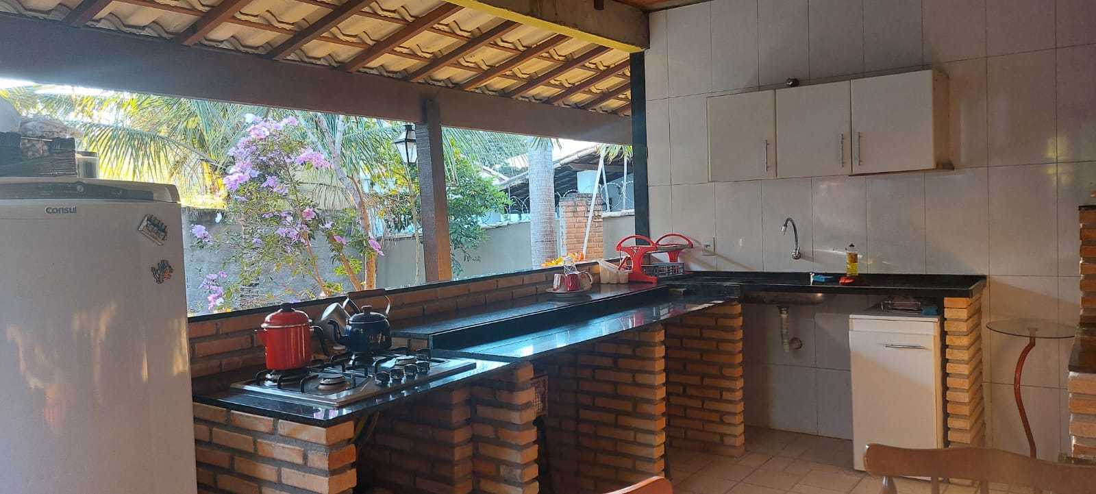 Casa à venda com 4 quartos, 184m² - Foto 11