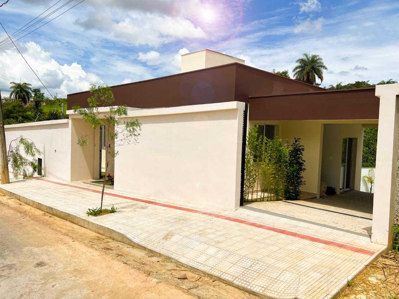 Casa à venda com 3 quartos, 115m² - Foto 1