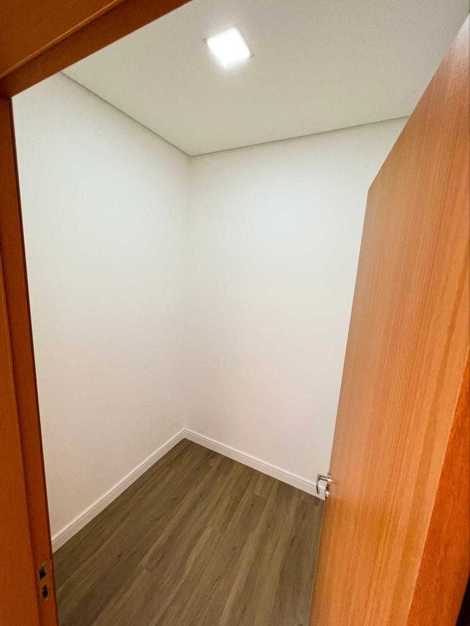 Casa à venda com 3 quartos, 115m² - Foto 14