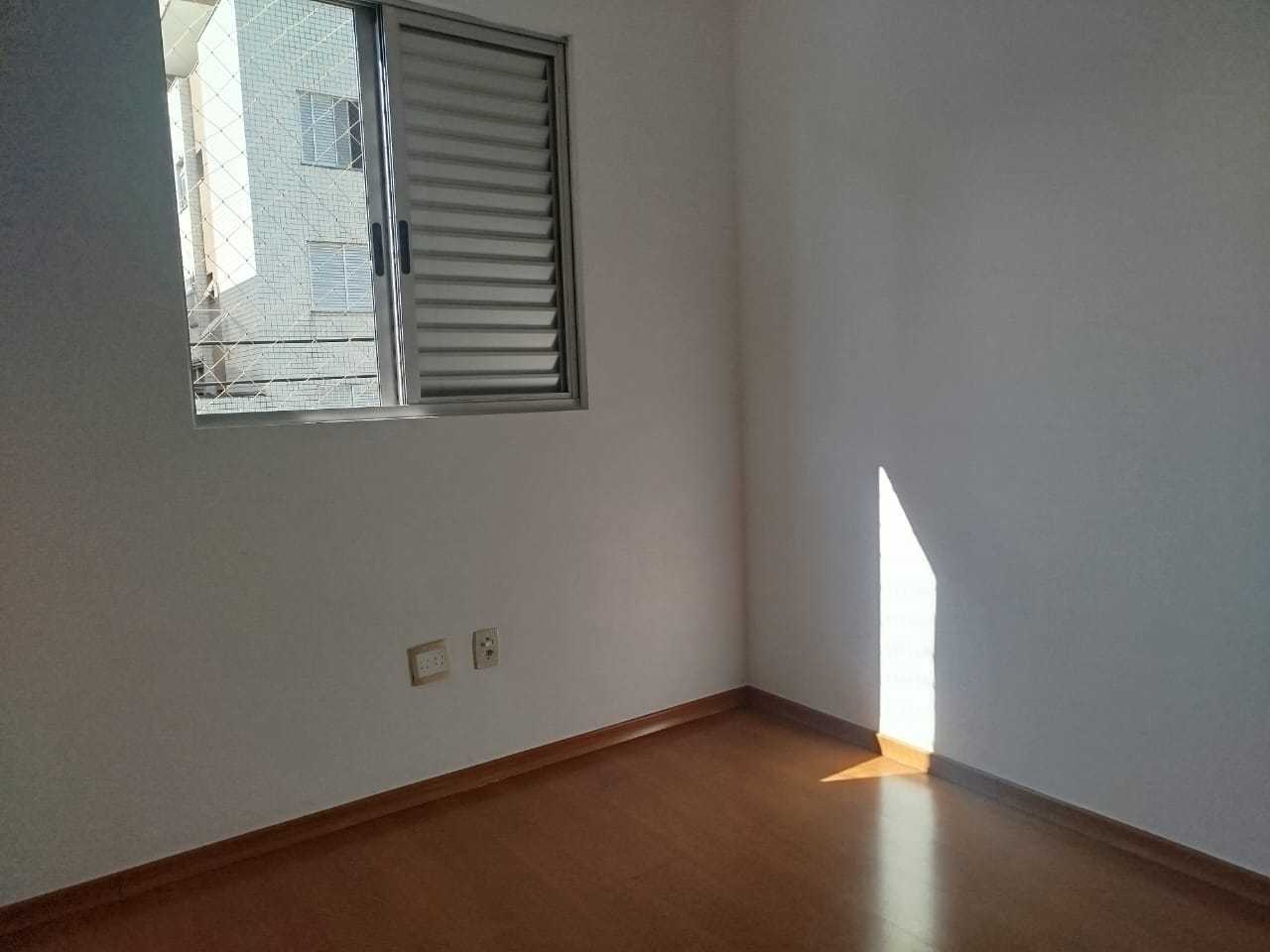 Apartamento à venda com 3 quartos, 85m² - Foto 12