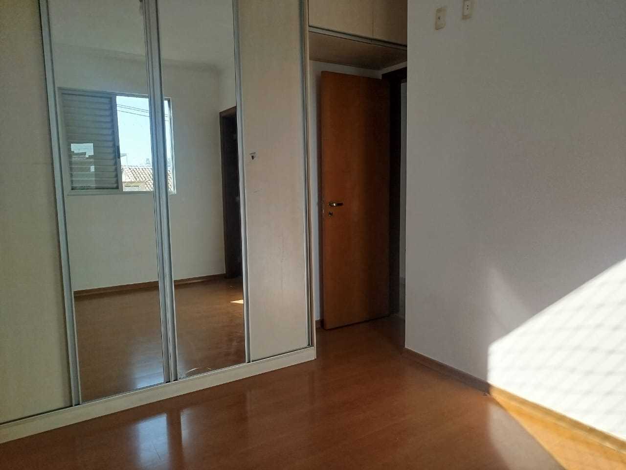 Apartamento à venda com 3 quartos, 85m² - Foto 7