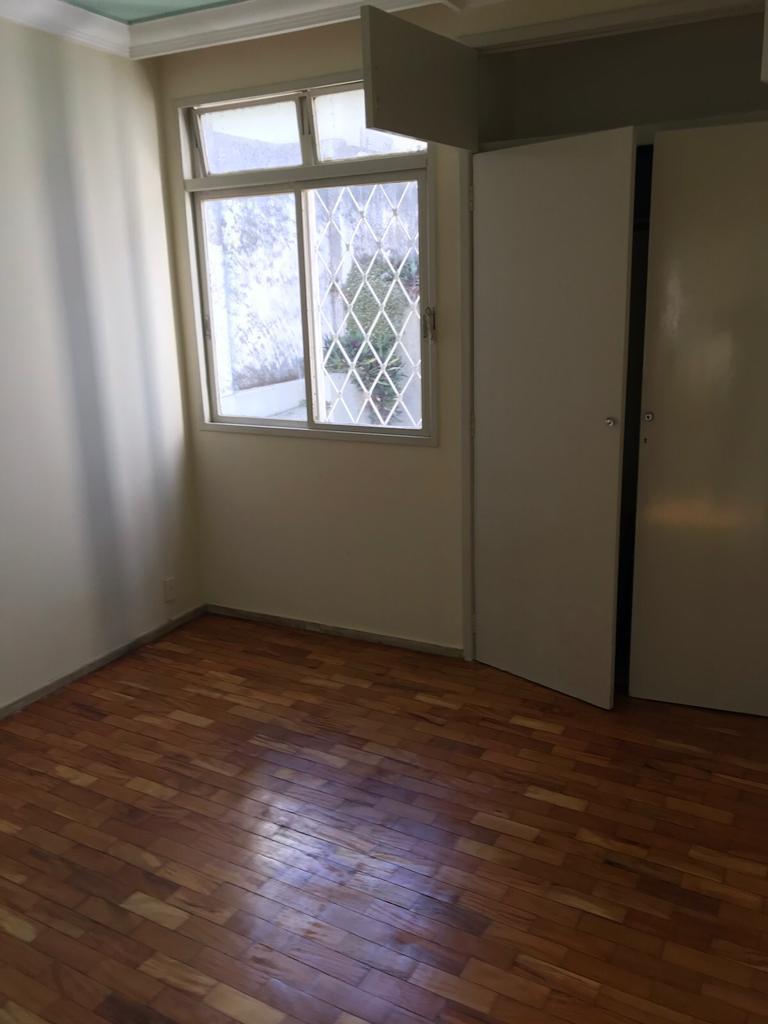 Apartamento à venda com 3 quartos, 104m² - Foto 8