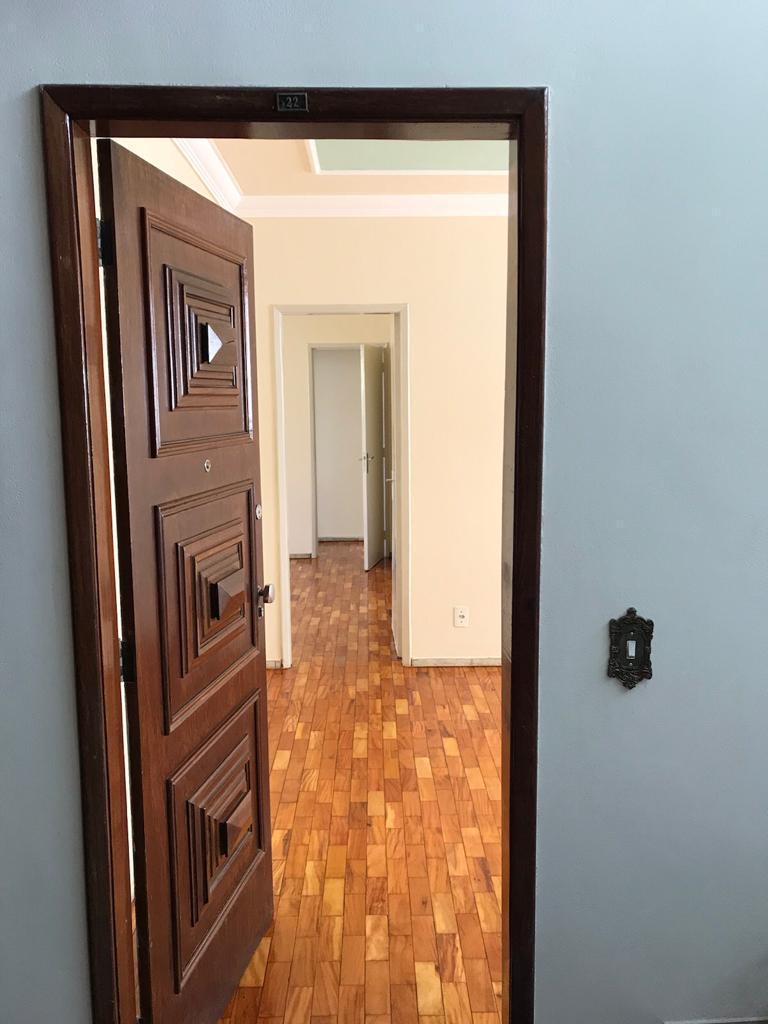 Apartamento à venda com 3 quartos, 104m² - Foto 4