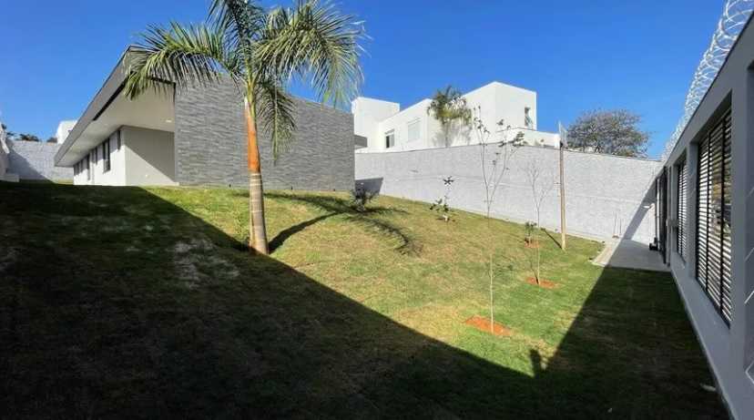 Casa à venda com 4 quartos, 300m² - Foto 12