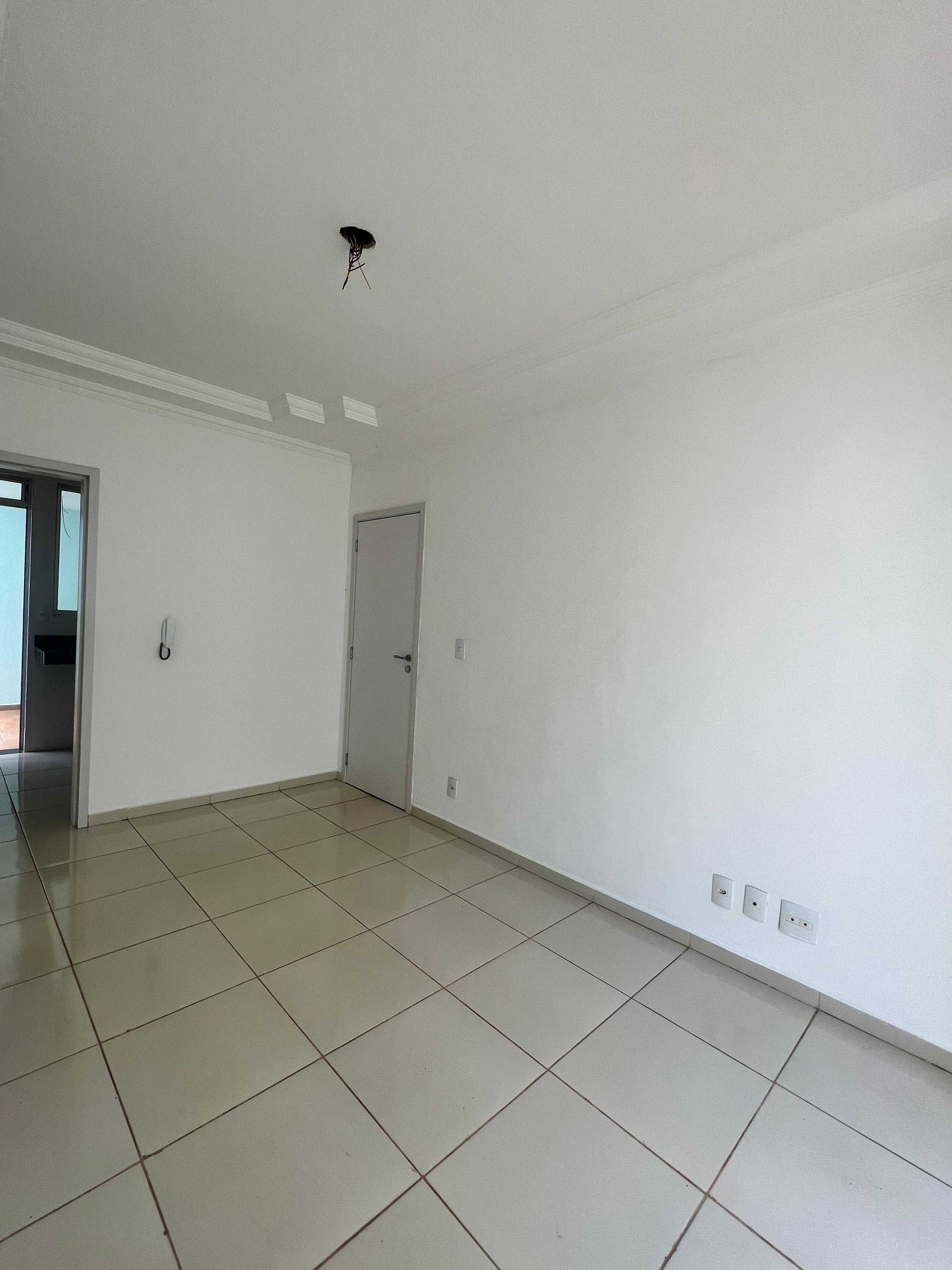 Apartamento para alugar com 2 quartos, 65m² - Foto 2