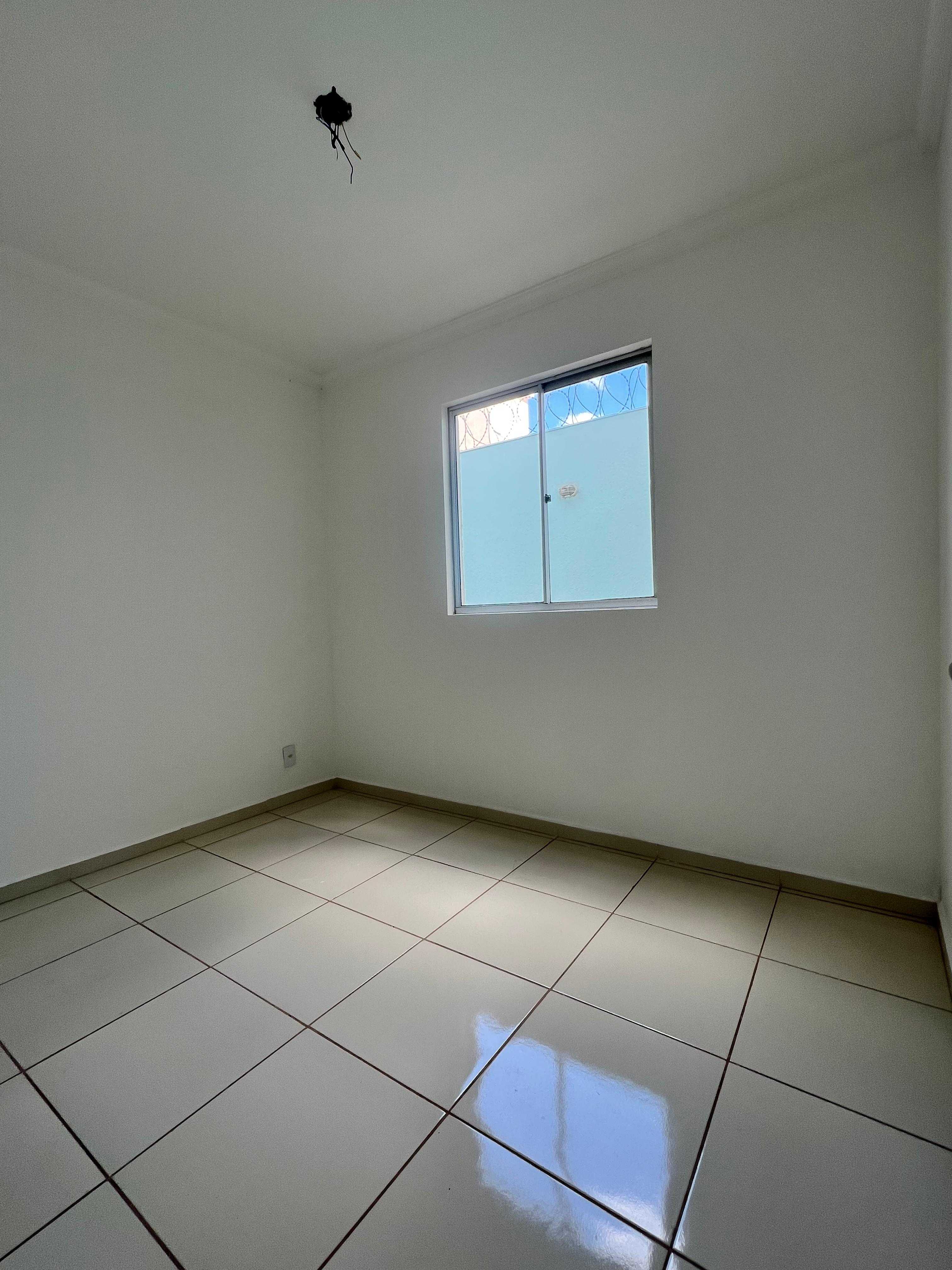 Apartamento para alugar com 2 quartos, 65m² - Foto 4