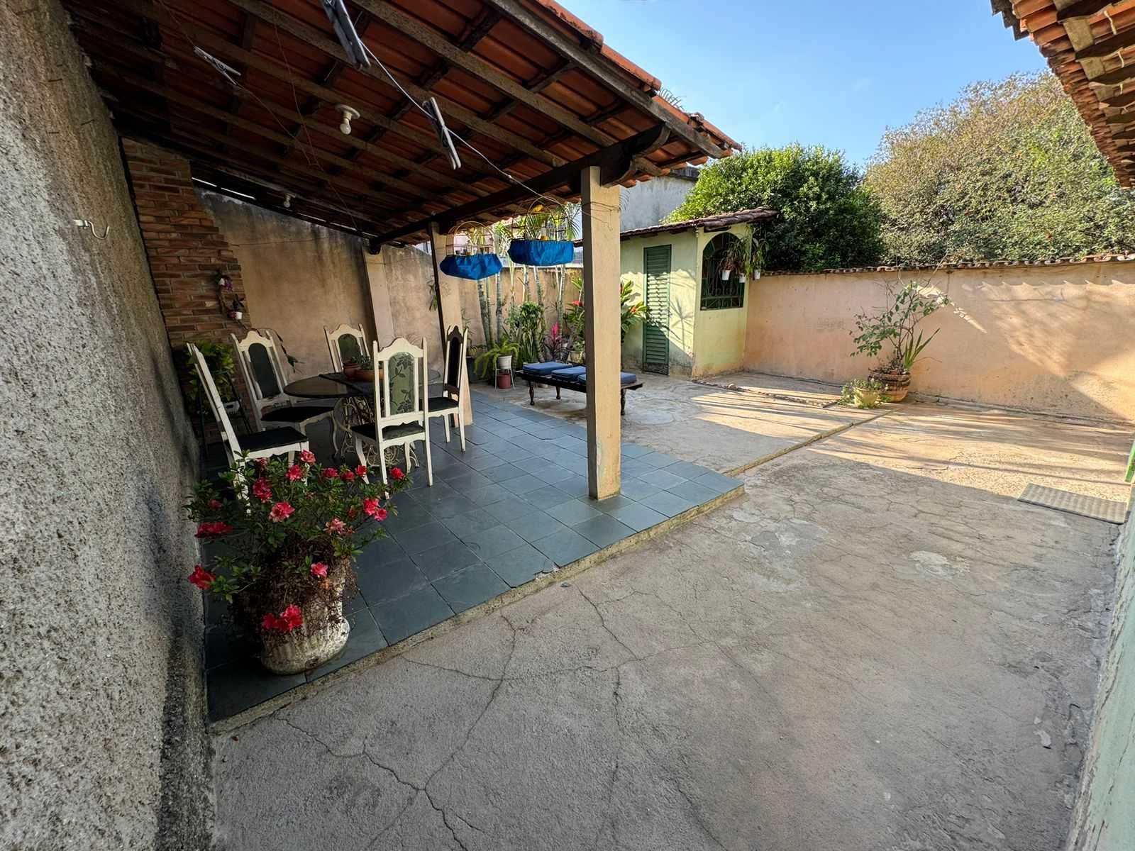 Casa à venda com 3 quartos, 220m² - Foto 4