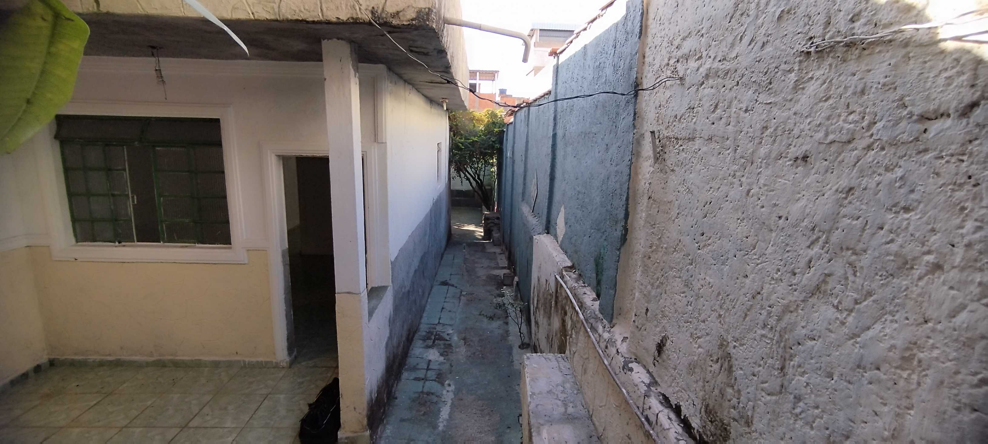 Casa à venda com 2 quartos, 400m² - Foto 3