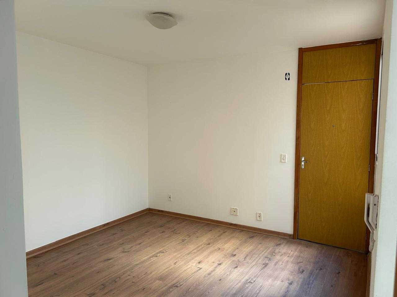 Apartamento à venda com 2 quartos, 50m² - Foto 2