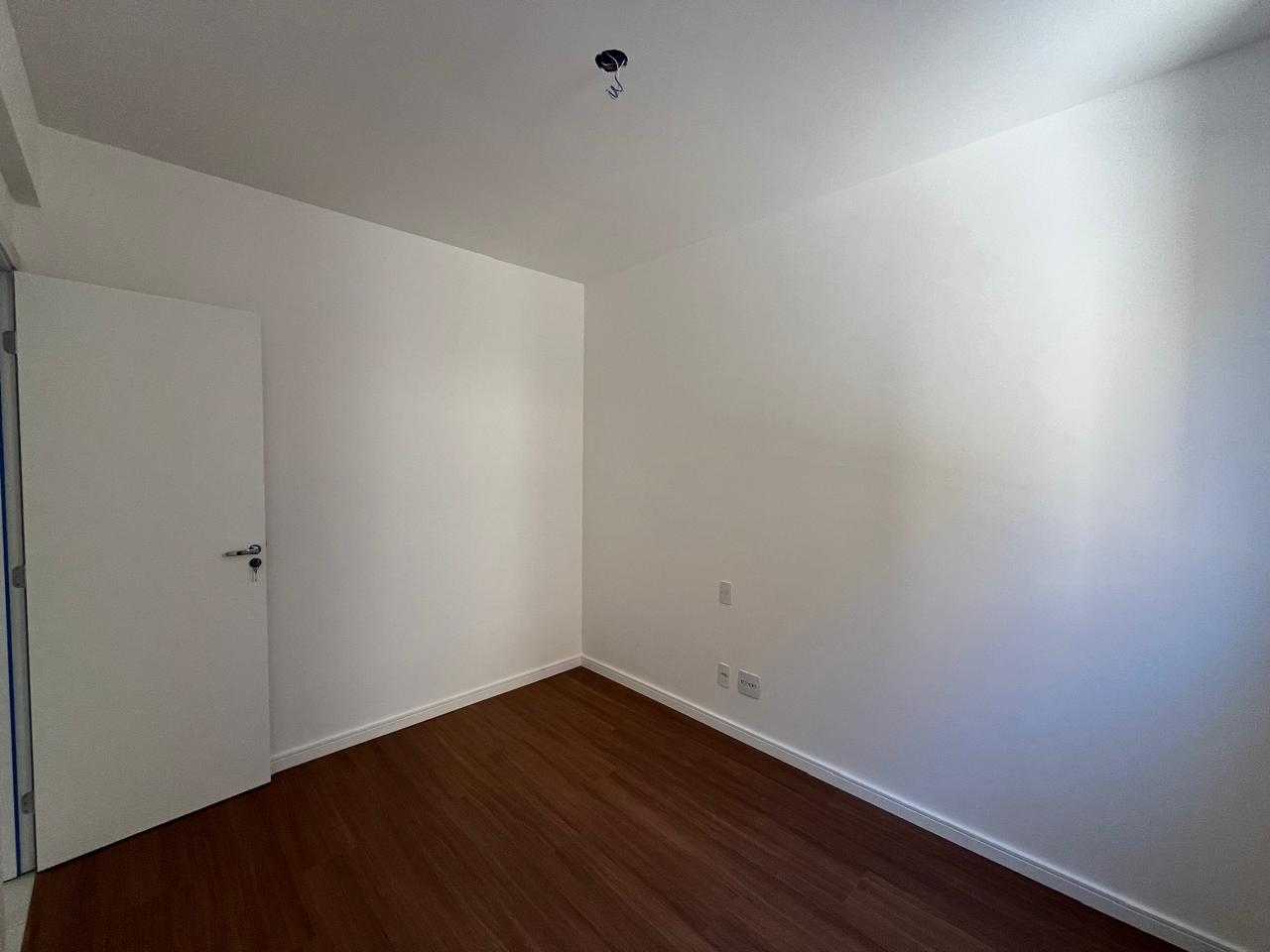 Apartamento à venda com 3 quartos, 76m² - Foto 11