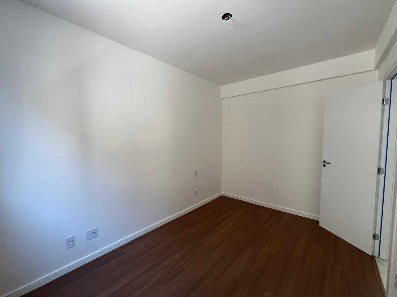 Apartamento à venda com 3 quartos, 76m² - Foto 19