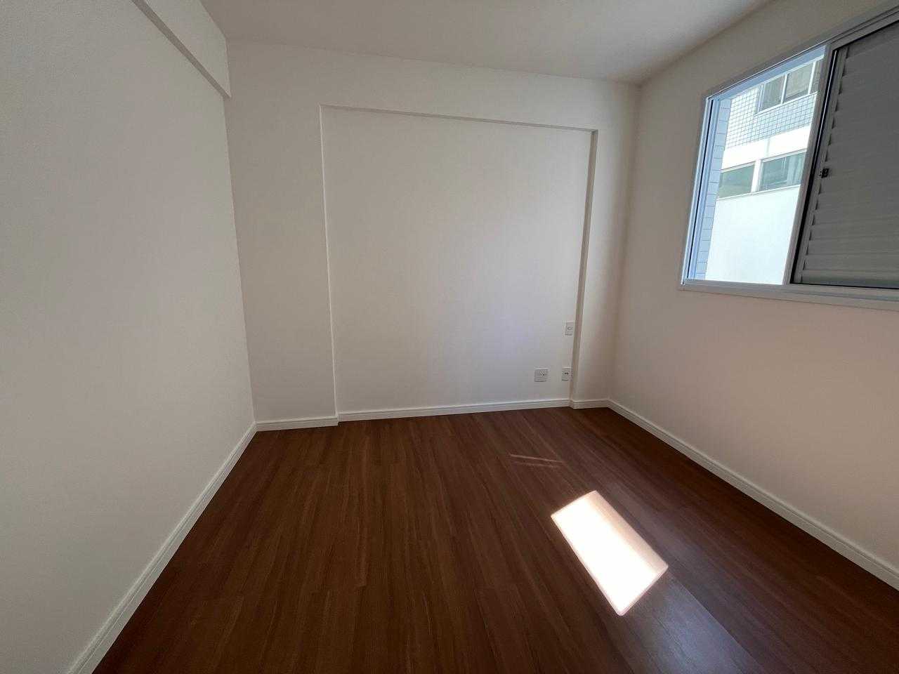 Apartamento à venda com 3 quartos, 76m² - Foto 17