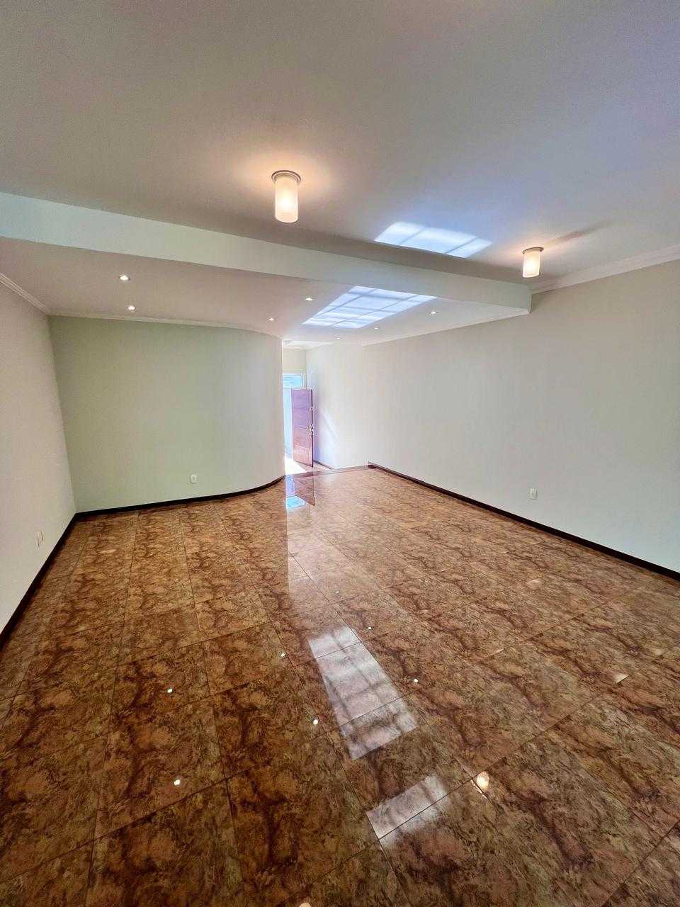 Casa à venda com 4 quartos, 360m² - Foto 19