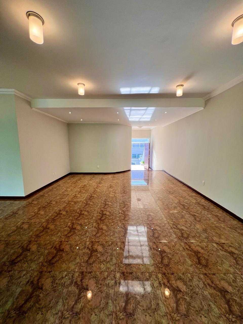 Casa à venda com 4 quartos, 360m² - Foto 6