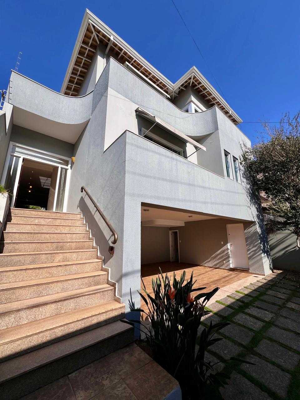 Casa à venda com 4 quartos, 360m² - Foto 8