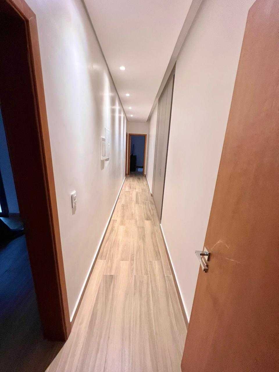 Casa para alugar com 3 quartos, 250m² - Foto 11