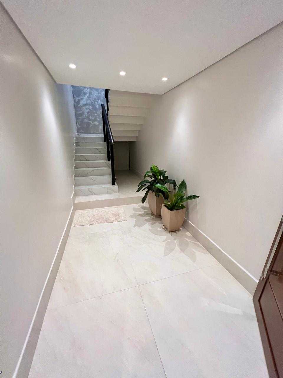 Casa para alugar com 3 quartos, 250m² - Foto 3