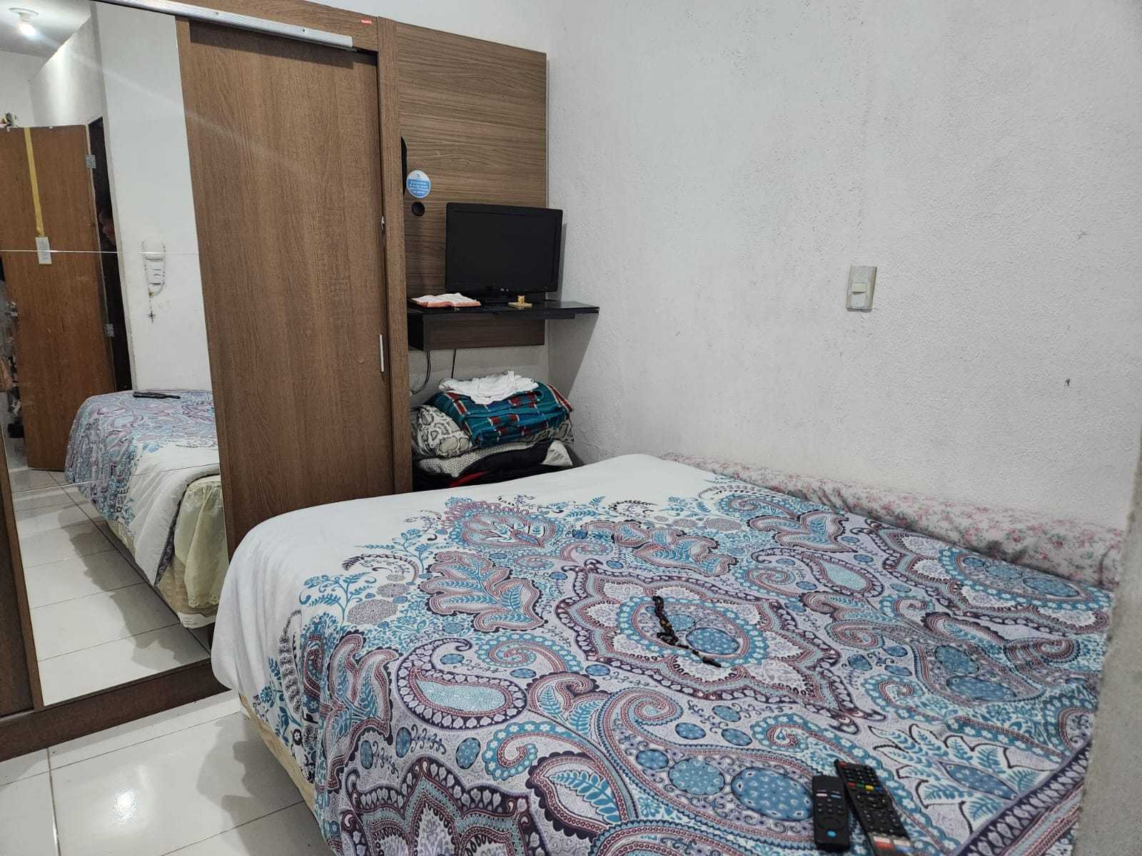 Casa à venda com 3 quartos, 90m² - Foto 12