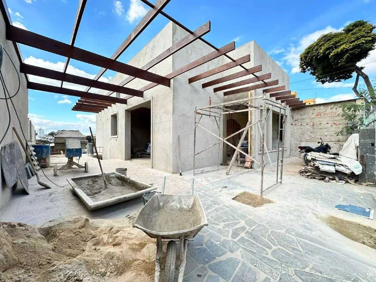 Casa à venda com 3 quartos, 360m² - Foto 2