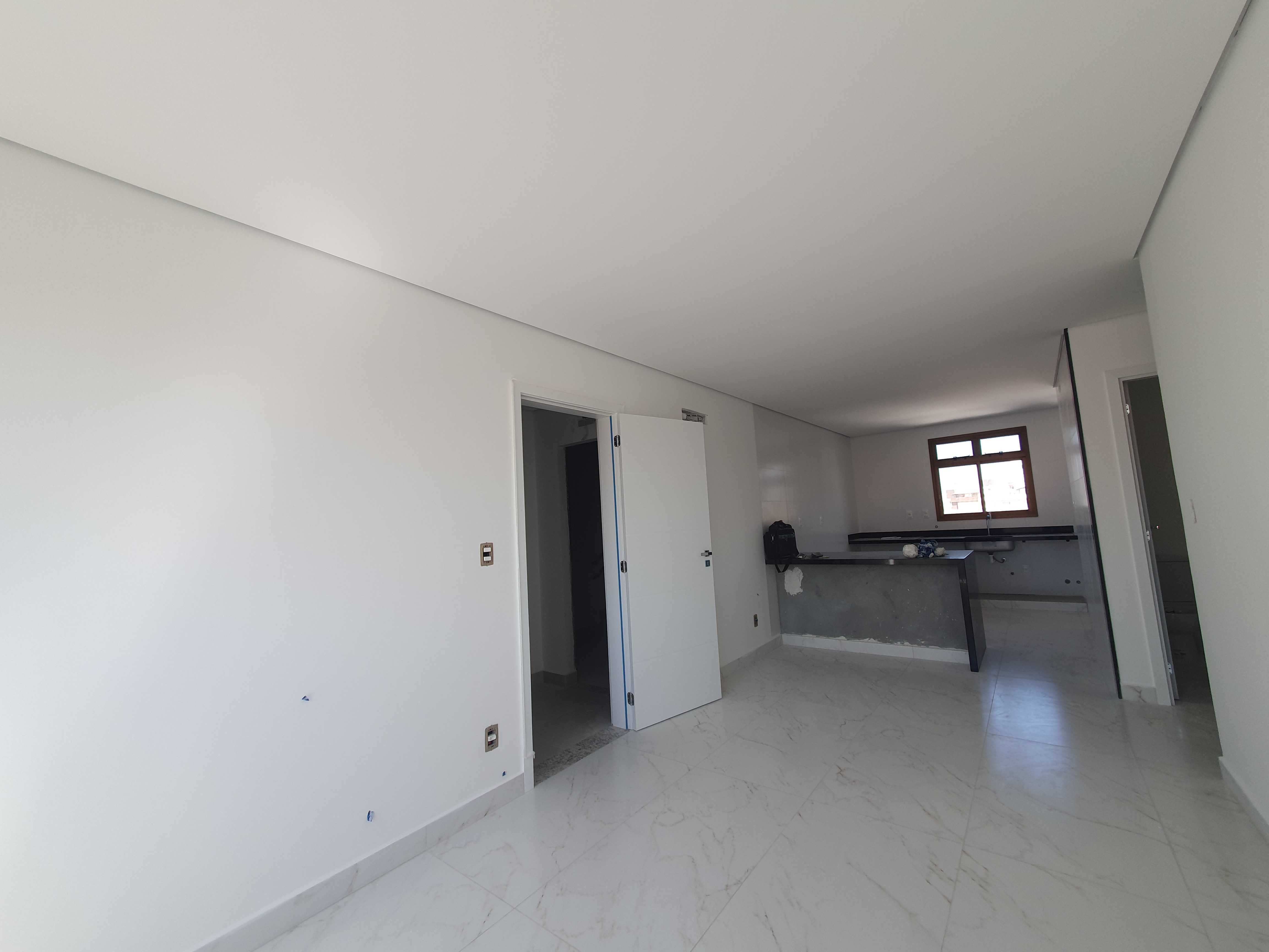 Apartamento à venda com 3 quartos, 88m² - Foto 2