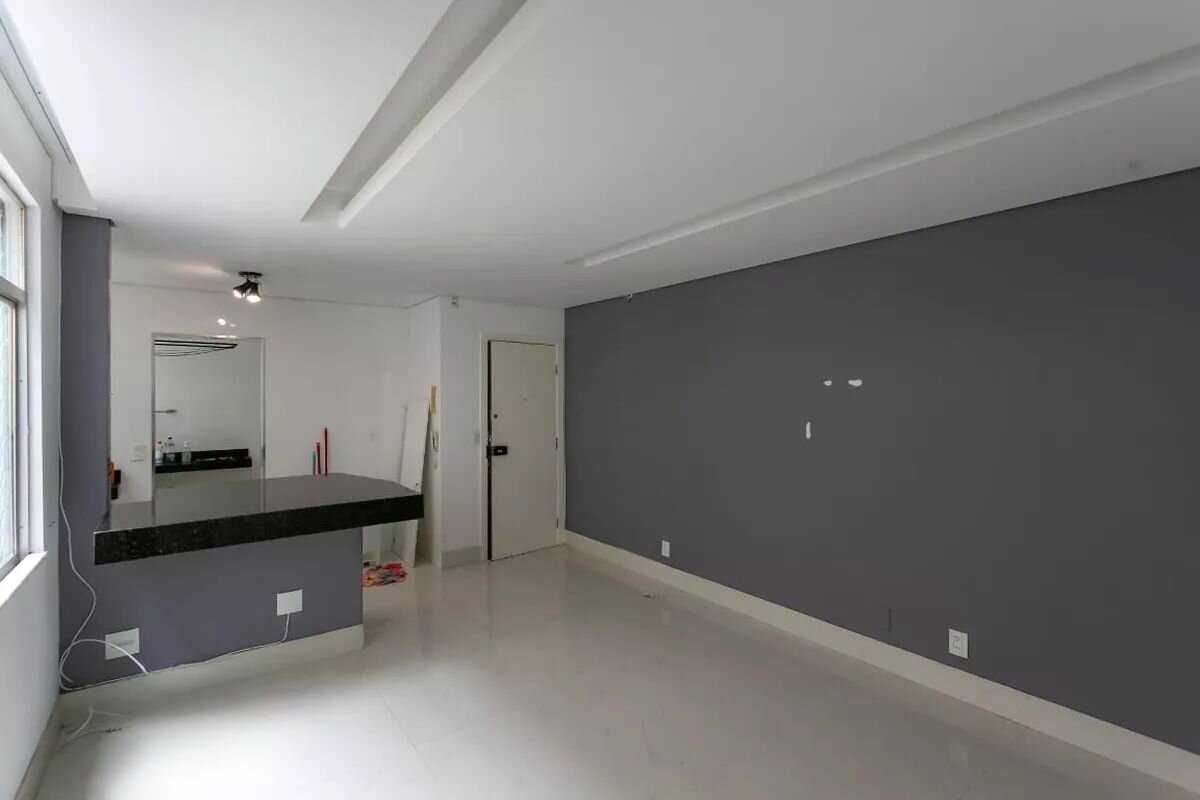 Apartamento à venda com 2 quartos, 66m² - Foto 1