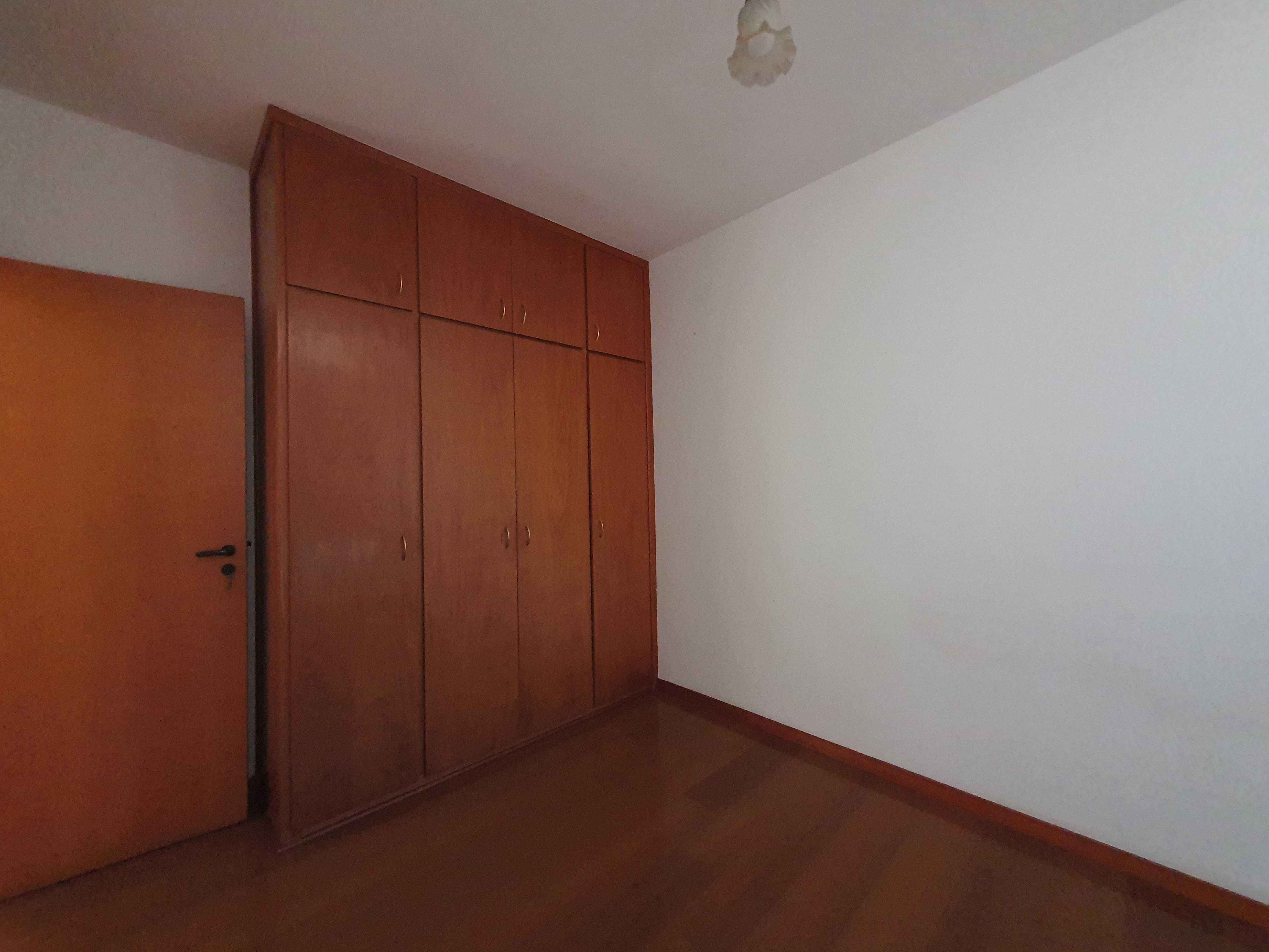 Apartamento à venda com 2 quartos, 68m² - Foto 8