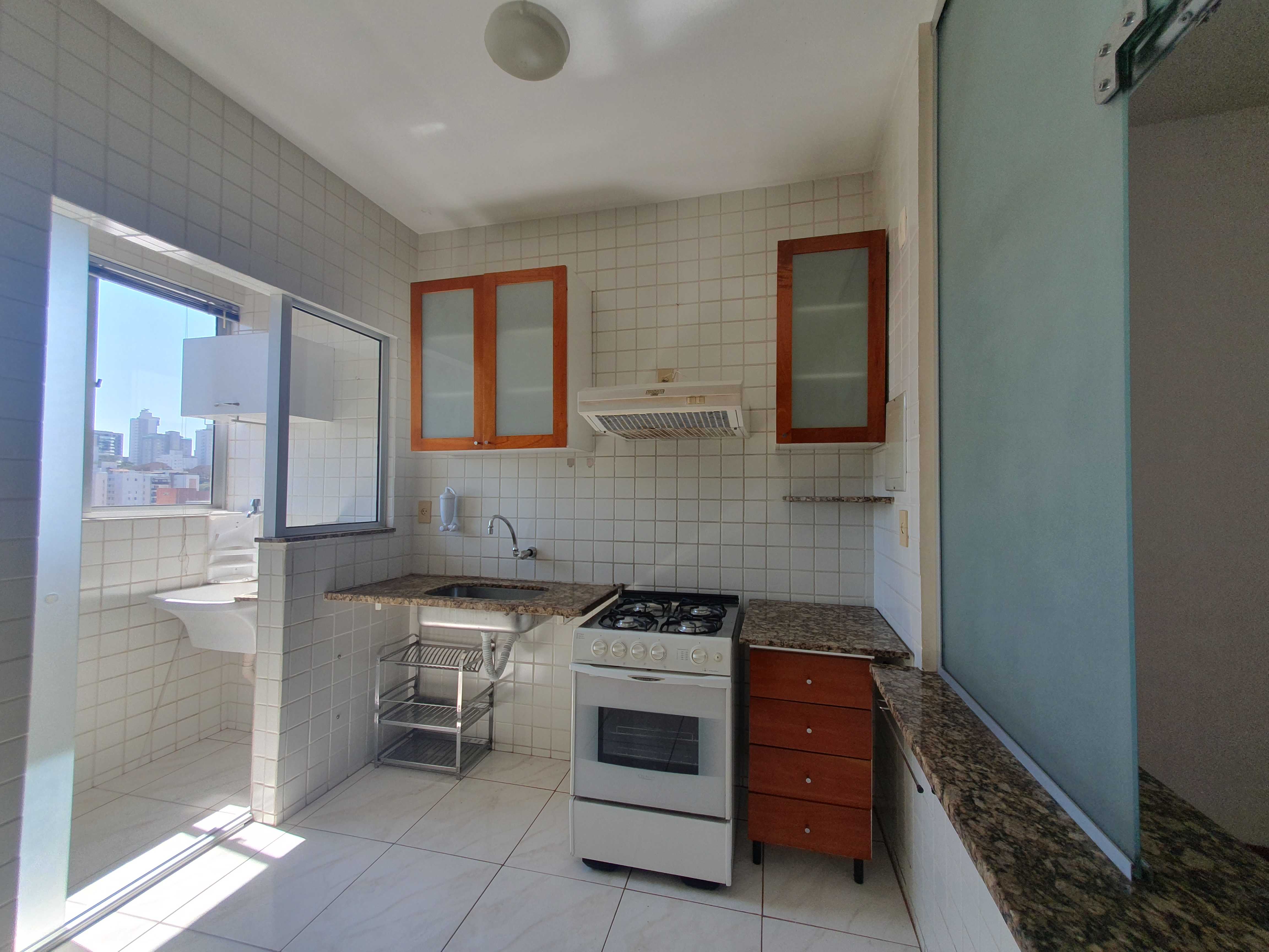 Apartamento à venda com 2 quartos, 68m² - Foto 4